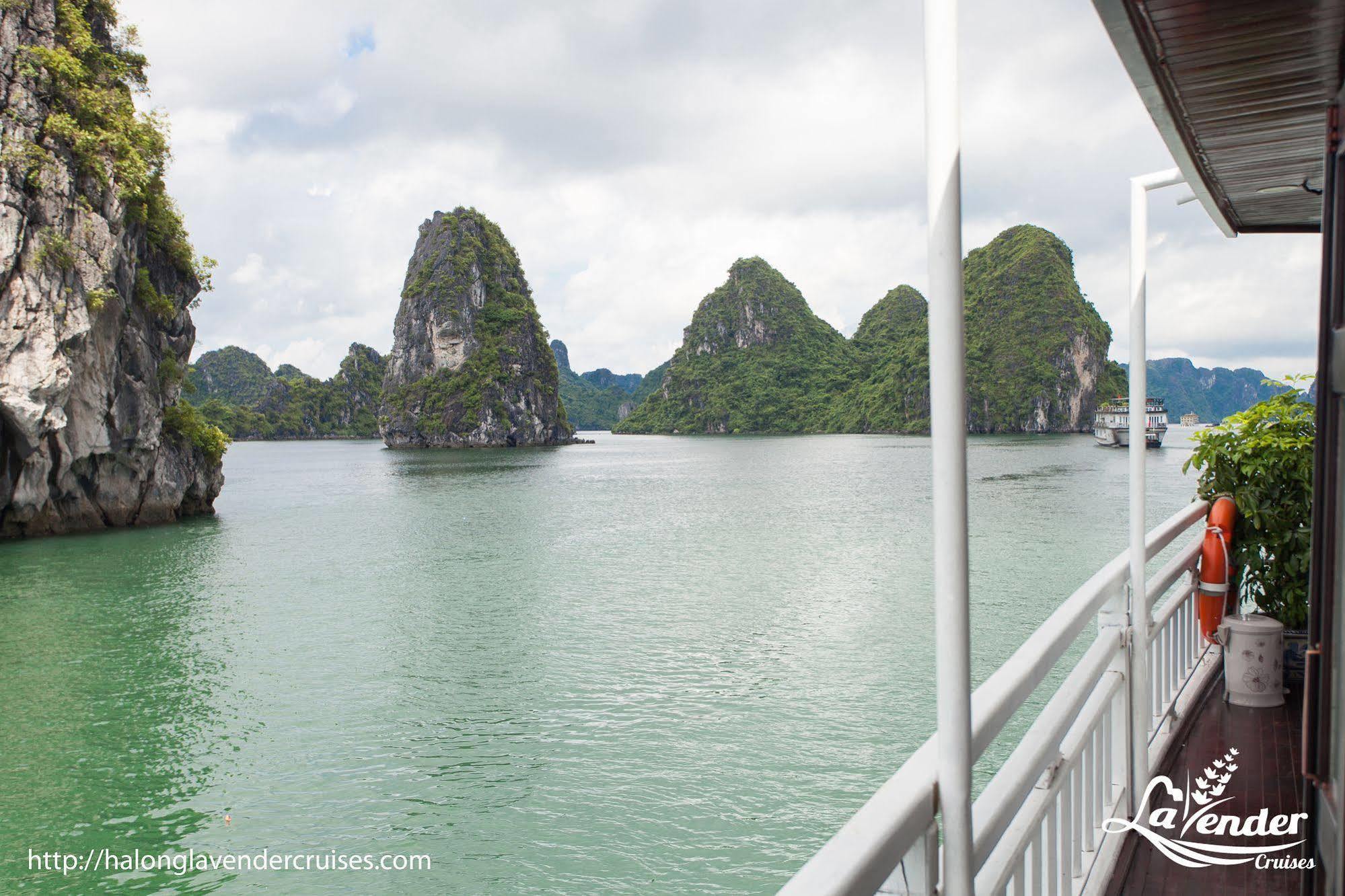 Halong Lavender Cruises Hotel Ha Long Exterior photo